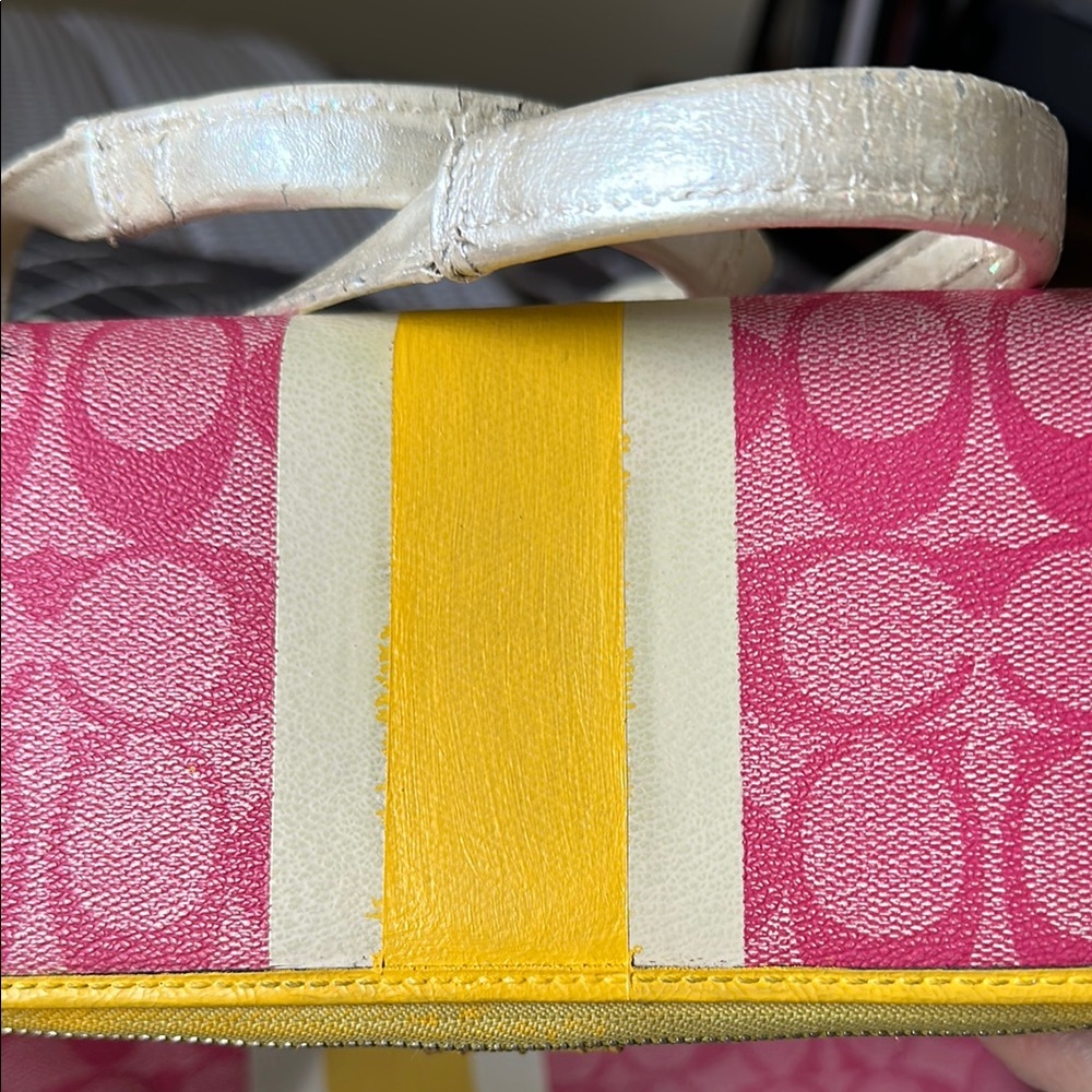 Coach Pink and Yellow Shoulder Bag with Signature Pattern - Picture 7 of 17
